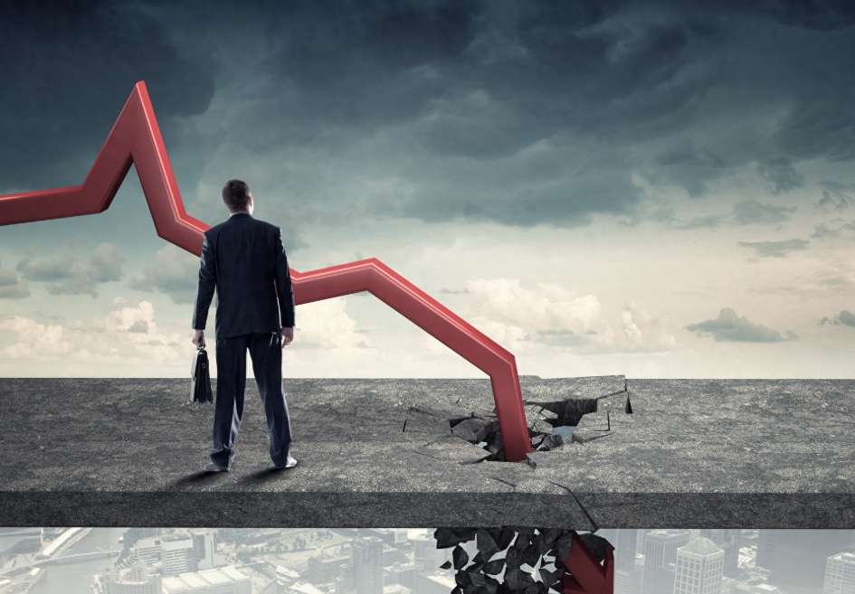 From Fivefold to Floor: The Story of a Star Stock's Fall